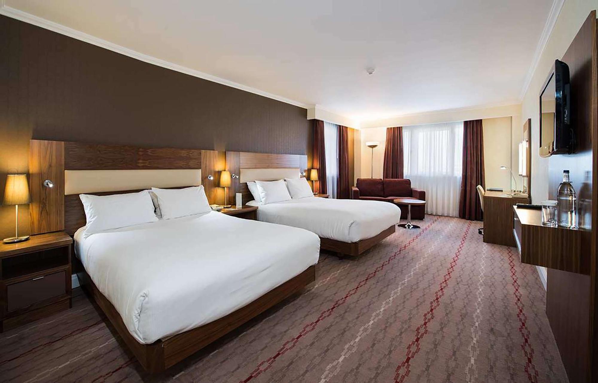 Doubletree By Hilton Bristol North Hotel Almondsbury Kültér fotó